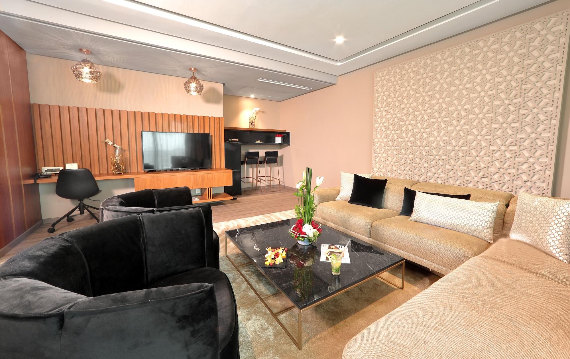 Le Palace D'Anfa Casablanca Eksteriør billede A suite at the airport