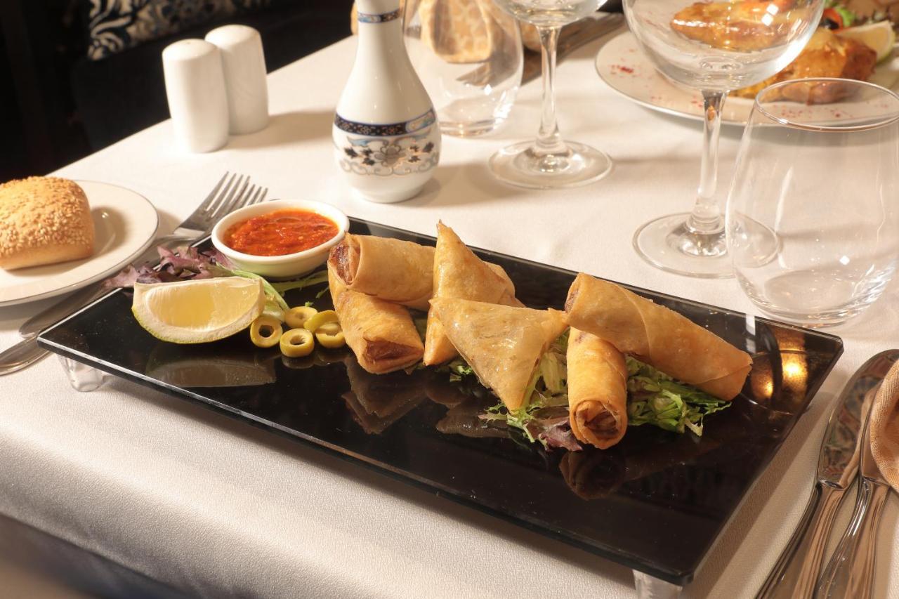Le Palace D'Anfa Casablanca Eksteriør billede Spring rolls