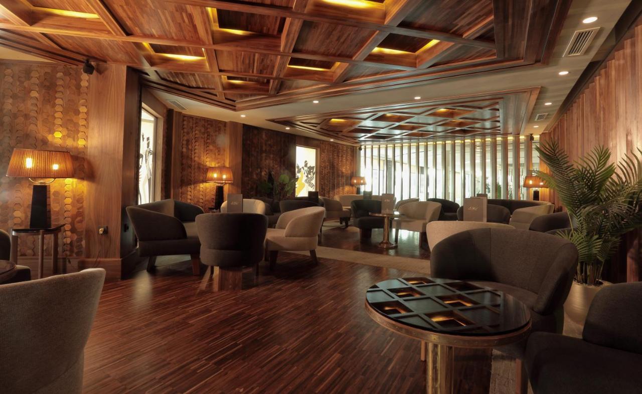 Le Palace D'Anfa Casablanca Eksteriør billede The interior of the lounge